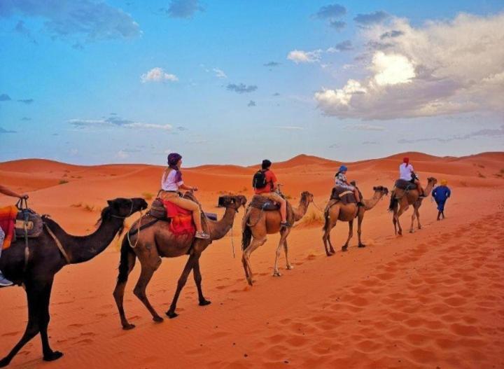 Merzouga Luxury Camp Exterior photo